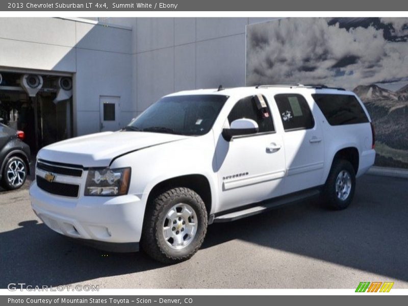 Summit White / Ebony 2013 Chevrolet Suburban LT 4x4