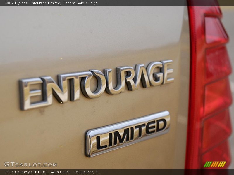 Sonora Gold / Beige 2007 Hyundai Entourage Limited