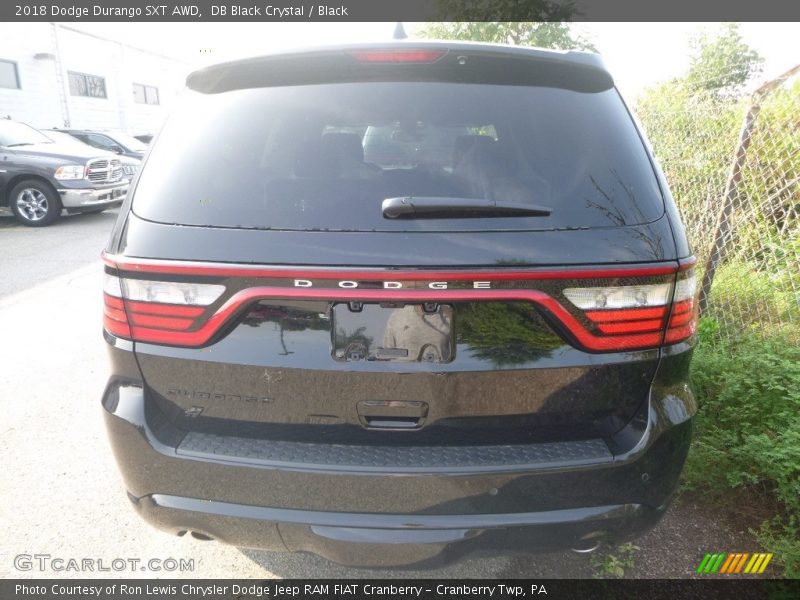 DB Black Crystal / Black 2018 Dodge Durango SXT AWD