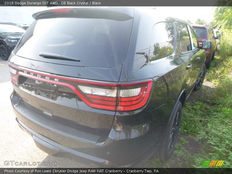 DB Black Crystal / Black 2018 Dodge Durango SXT AWD