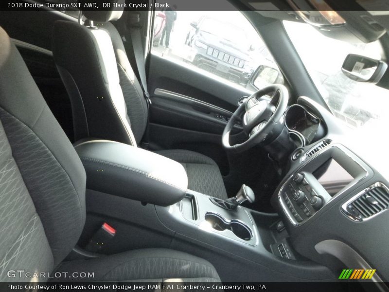 DB Black Crystal / Black 2018 Dodge Durango SXT AWD