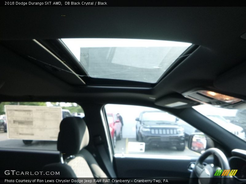 DB Black Crystal / Black 2018 Dodge Durango SXT AWD