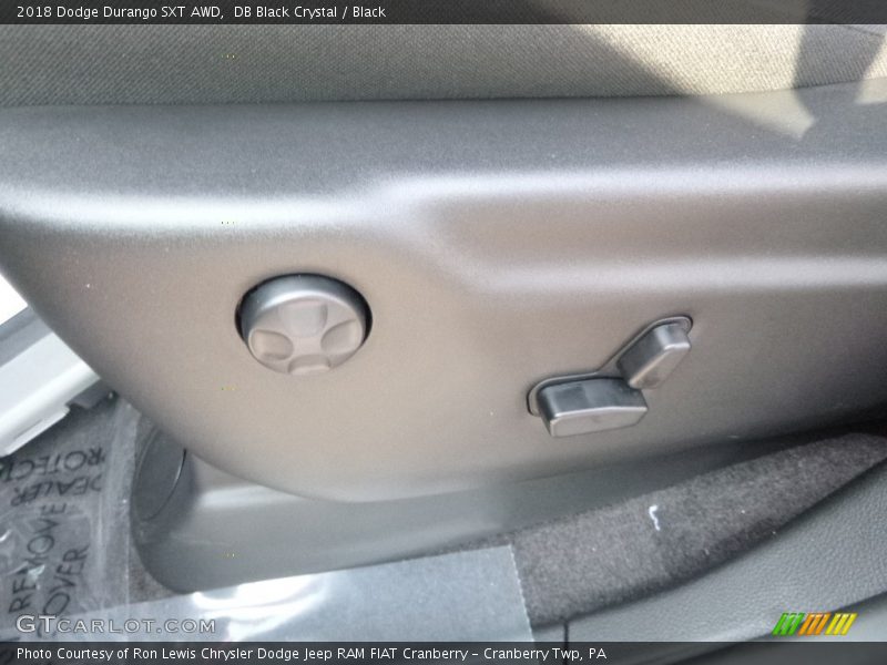 DB Black Crystal / Black 2018 Dodge Durango SXT AWD