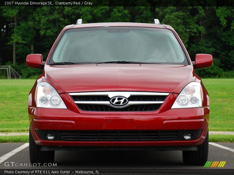 Cranberry Red / Gray 2007 Hyundai Entourage SE