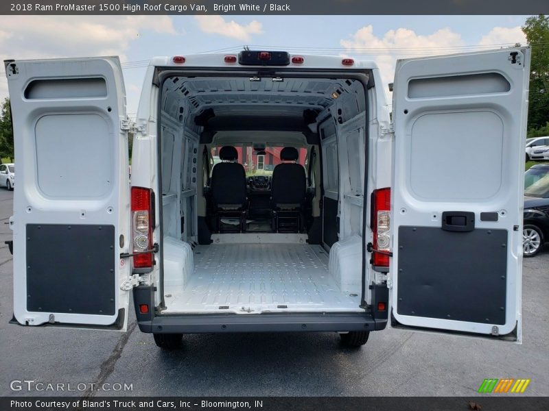 Bright White / Black 2018 Ram ProMaster 1500 High Roof Cargo Van