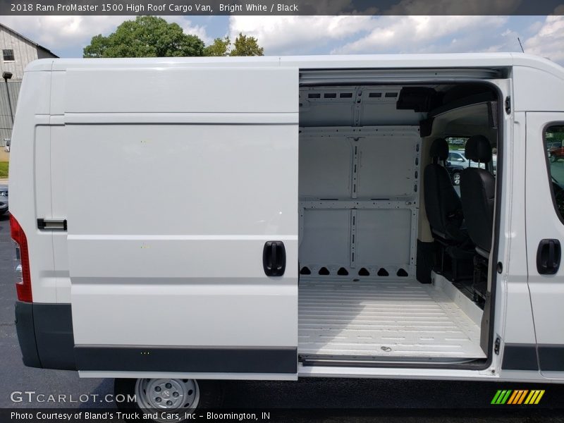 Bright White / Black 2018 Ram ProMaster 1500 High Roof Cargo Van