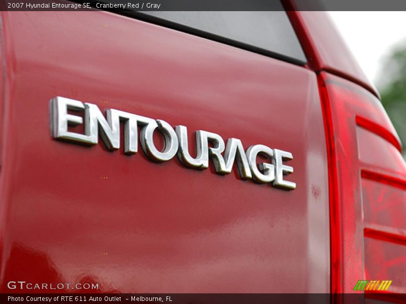 Cranberry Red / Gray 2007 Hyundai Entourage SE