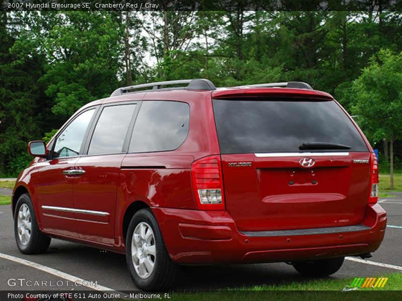 Cranberry Red / Gray 2007 Hyundai Entourage SE