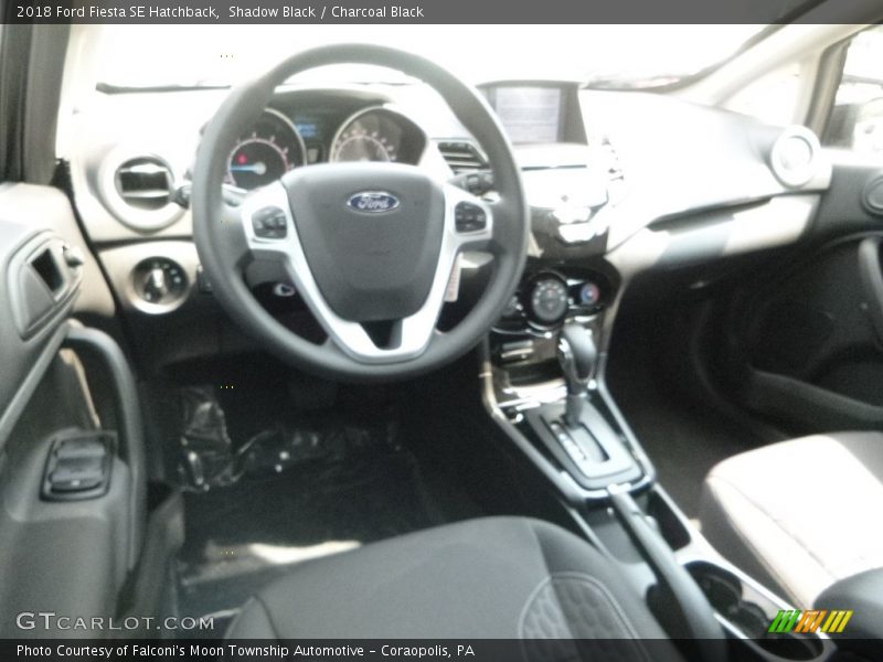 Shadow Black / Charcoal Black 2018 Ford Fiesta SE Hatchback