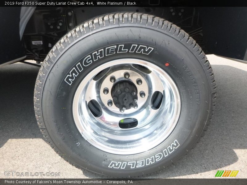White Platinum / Black 2019 Ford F350 Super Duty Lariat Crew Cab 4x4