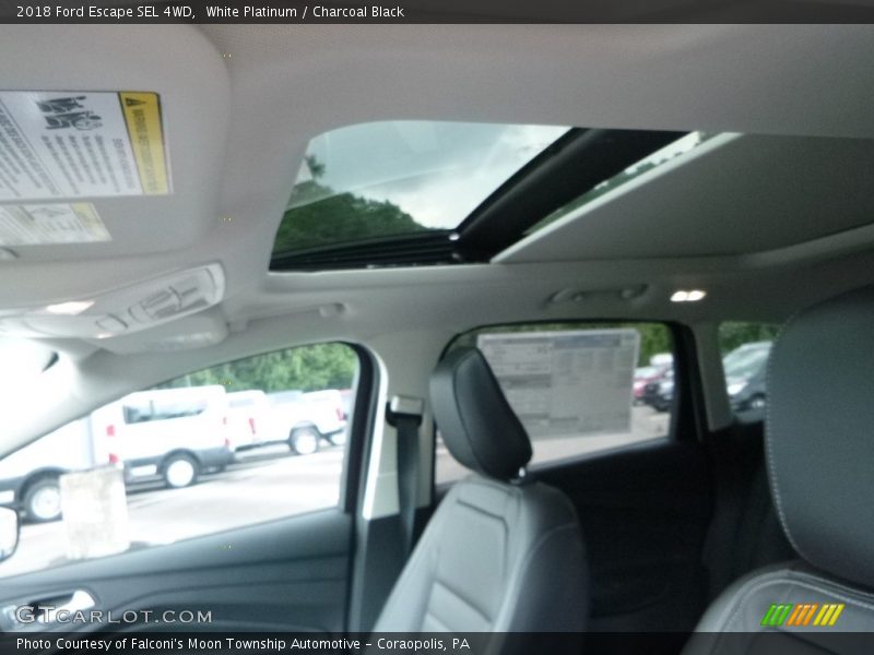 White Platinum / Charcoal Black 2018 Ford Escape SEL 4WD
