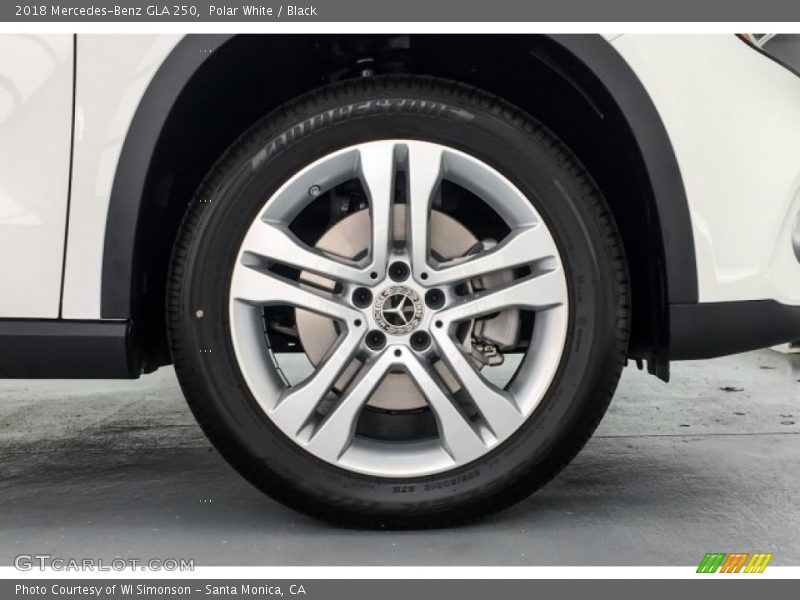 Polar White / Black 2018 Mercedes-Benz GLA 250