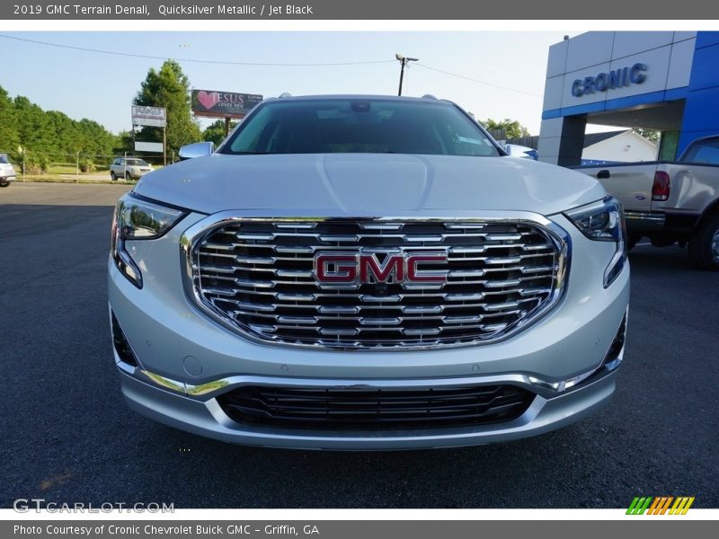 Quicksilver Metallic / Jet Black 2019 GMC Terrain Denali