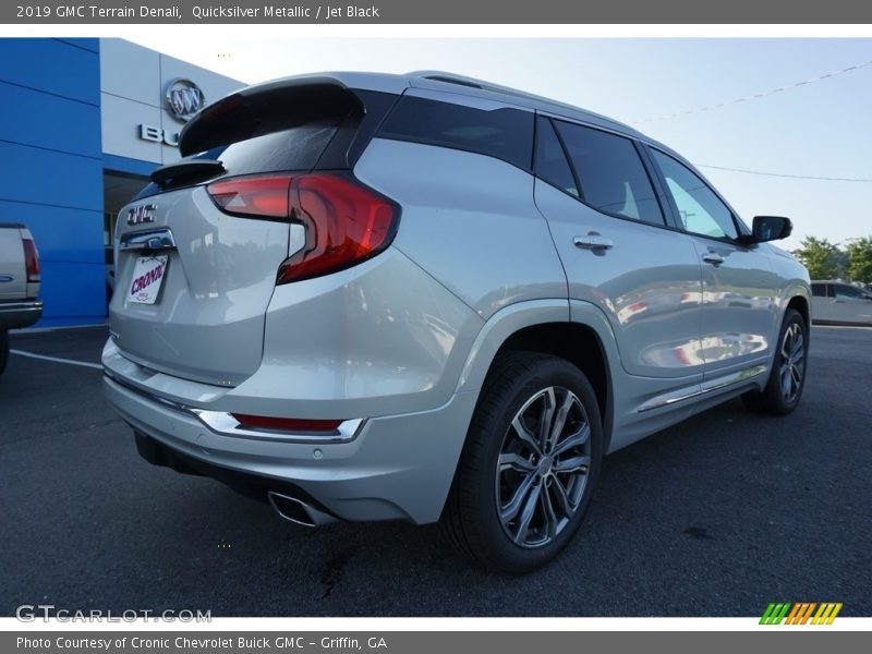 Quicksilver Metallic / Jet Black 2019 GMC Terrain Denali