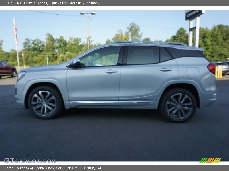 Quicksilver Metallic / Jet Black 2019 GMC Terrain Denali