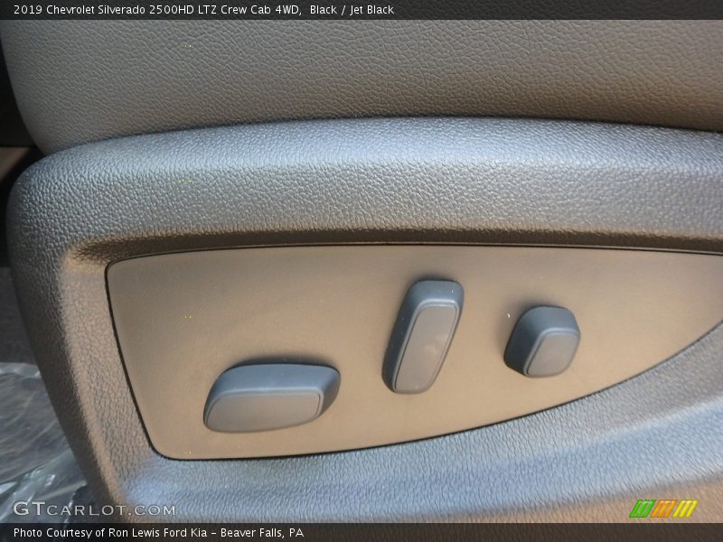 Black / Jet Black 2019 Chevrolet Silverado 2500HD LTZ Crew Cab 4WD