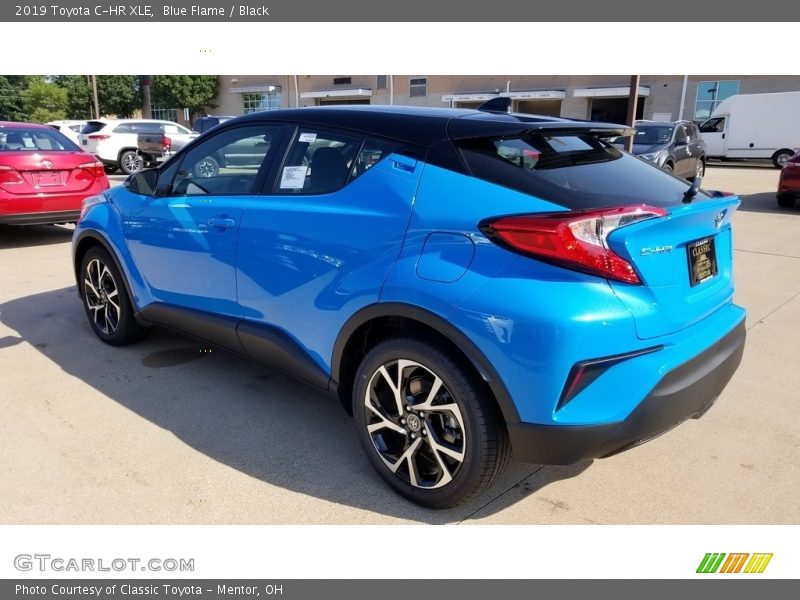  2019 C-HR XLE Blue Flame