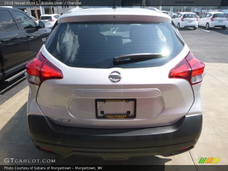 Brilliant Silver / Charcoal 2018 Nissan Kicks S
