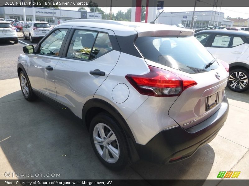 Brilliant Silver / Charcoal 2018 Nissan Kicks S