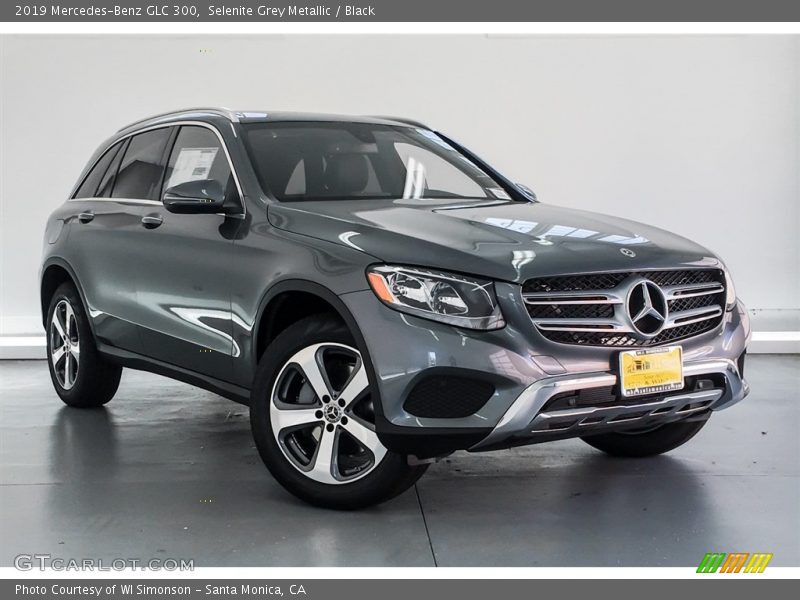 Selenite Grey Metallic / Black 2019 Mercedes-Benz GLC 300