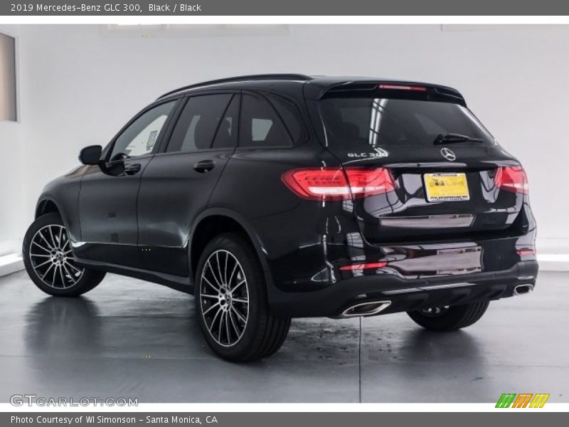 Black / Black 2019 Mercedes-Benz GLC 300