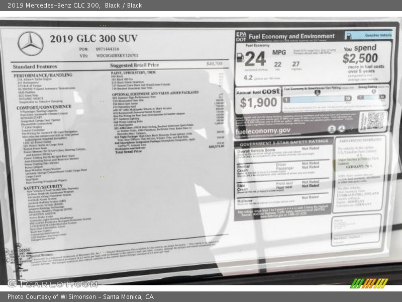 Black / Black 2019 Mercedes-Benz GLC 300
