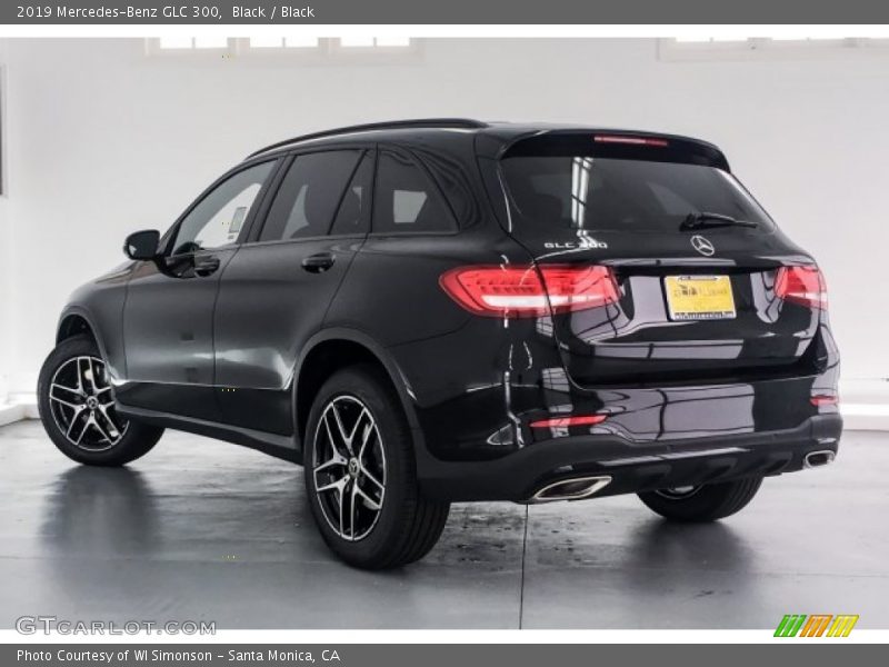 Black / Black 2019 Mercedes-Benz GLC 300