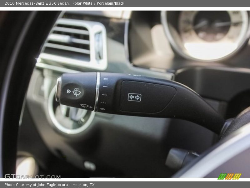 Polar White / Porcelain/Black 2016 Mercedes-Benz E 350 Sedan