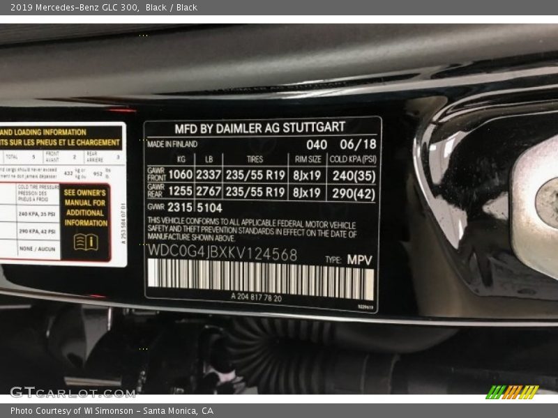 Black / Black 2019 Mercedes-Benz GLC 300