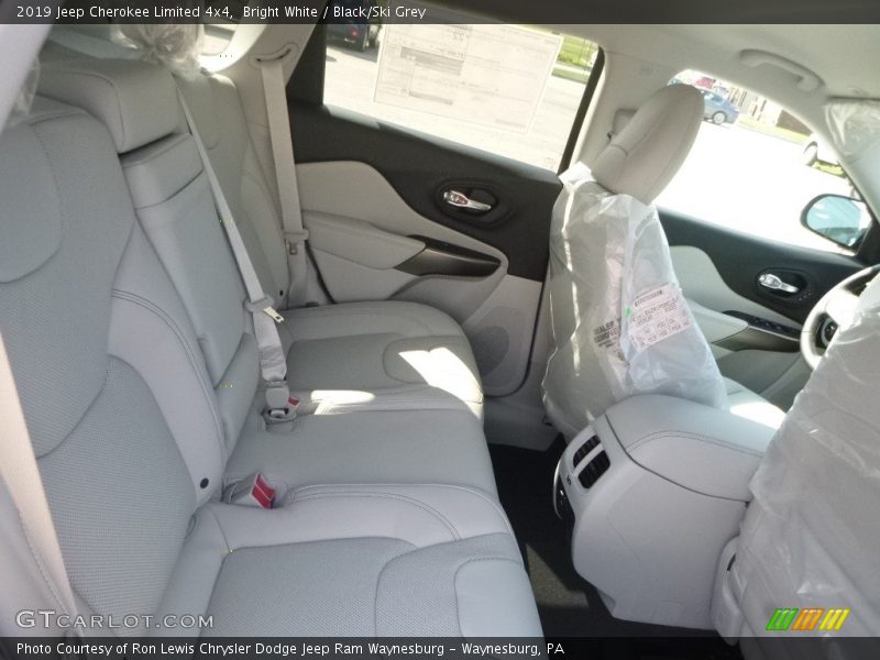 Bright White / Black/Ski Grey 2019 Jeep Cherokee Limited 4x4