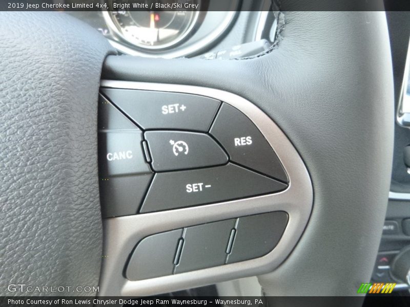 Bright White / Black/Ski Grey 2019 Jeep Cherokee Limited 4x4