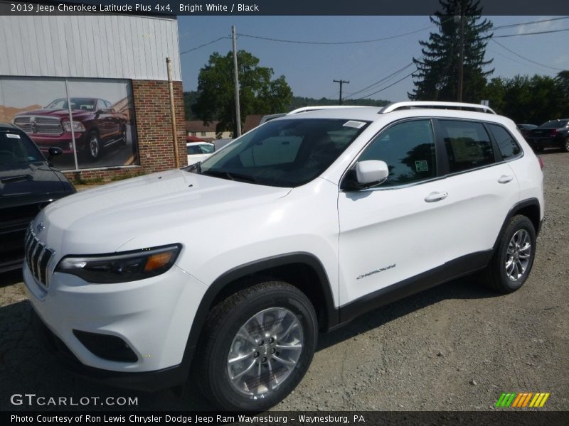 Bright White / Black 2019 Jeep Cherokee Latitude Plus 4x4