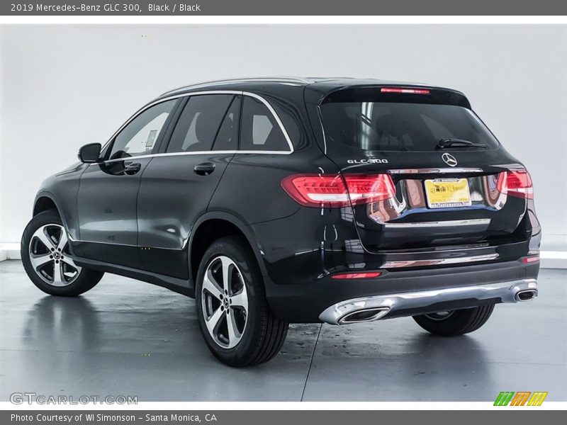 Black / Black 2019 Mercedes-Benz GLC 300