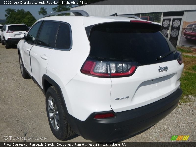 Bright White / Black 2019 Jeep Cherokee Latitude Plus 4x4