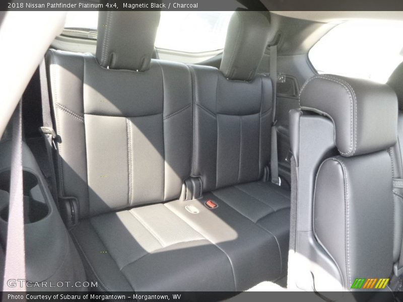 Magnetic Black / Charcoal 2018 Nissan Pathfinder Platinum 4x4