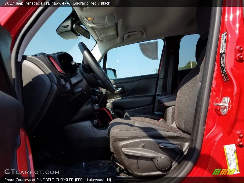 Colorado Red / Black 2017 Jeep Renegade Trailhawk 4x4