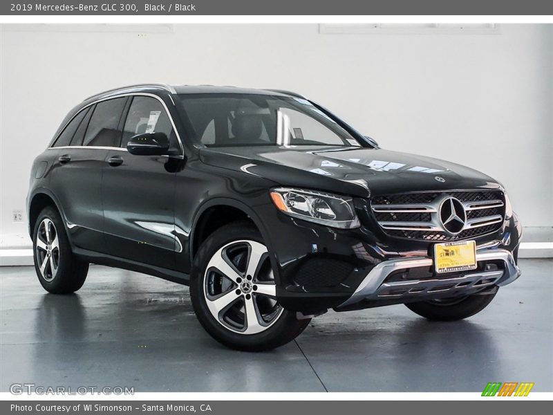 Black / Black 2019 Mercedes-Benz GLC 300