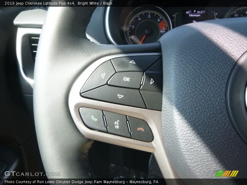 Bright White / Black 2019 Jeep Cherokee Latitude Plus 4x4