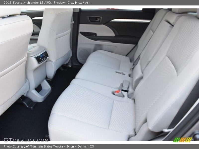 Predawn Gray Mica / Ash 2018 Toyota Highlander LE AWD