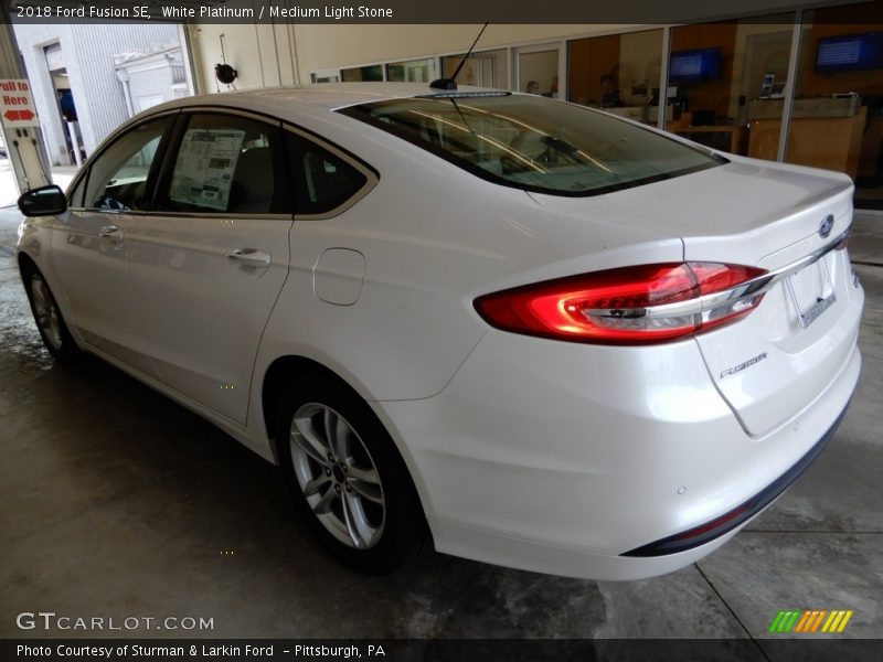 White Platinum / Medium Light Stone 2018 Ford Fusion SE