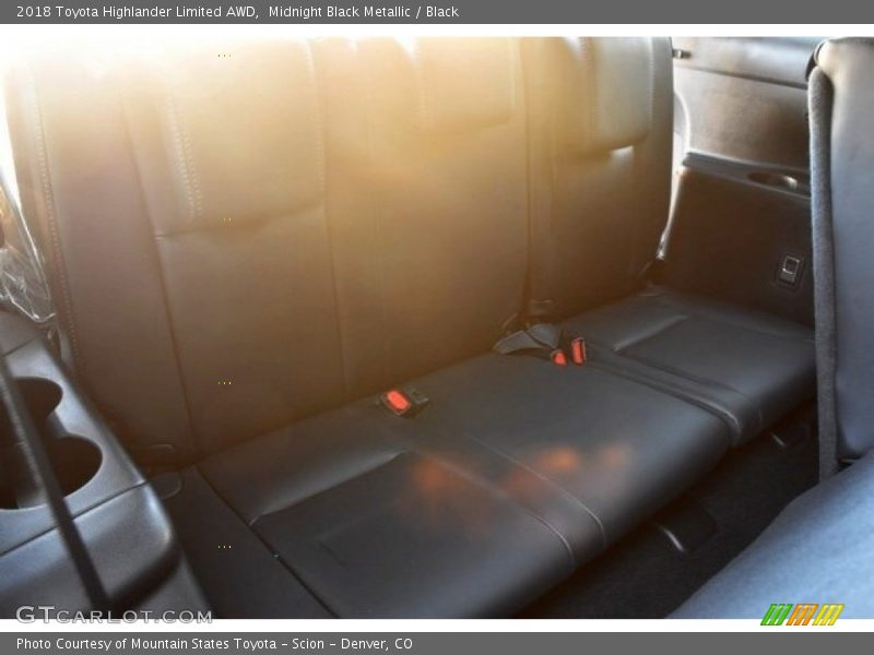 Midnight Black Metallic / Black 2018 Toyota Highlander Limited AWD