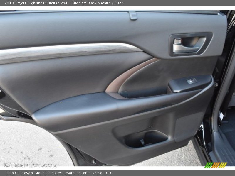 Midnight Black Metallic / Black 2018 Toyota Highlander Limited AWD