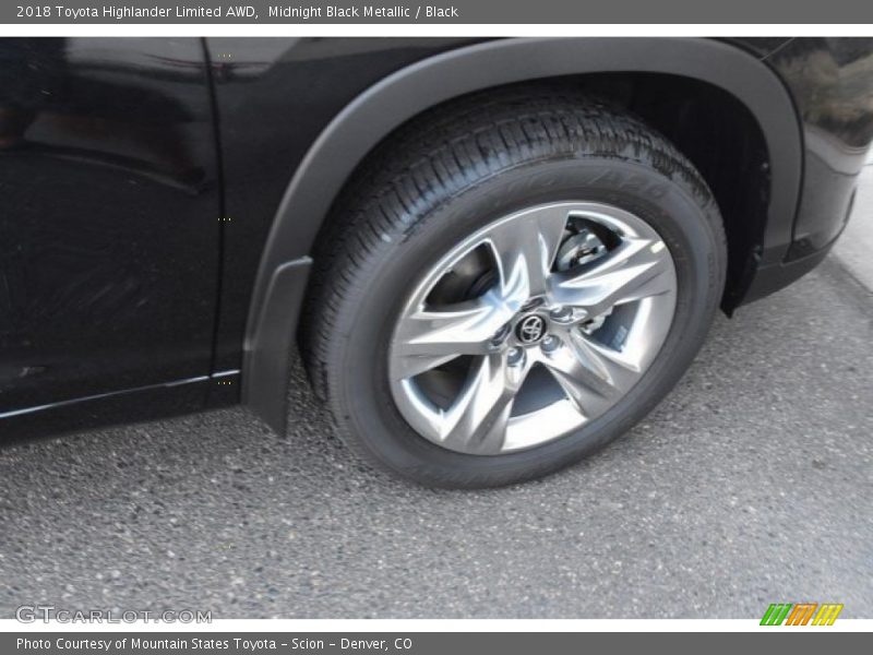 Midnight Black Metallic / Black 2018 Toyota Highlander Limited AWD