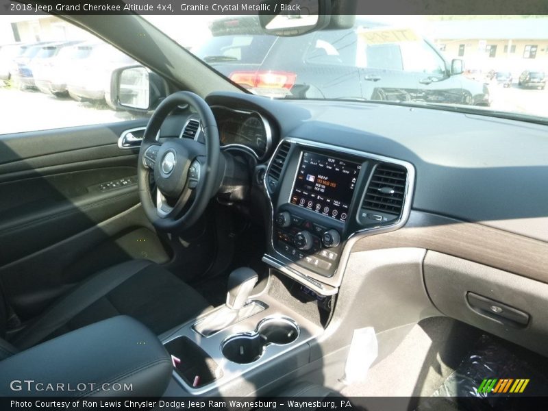Granite Crystal Metallic / Black 2018 Jeep Grand Cherokee Altitude 4x4