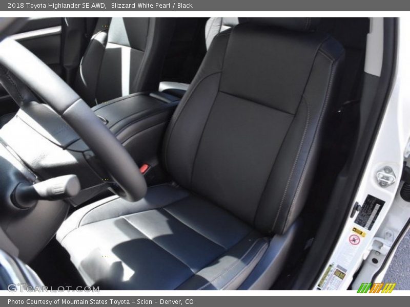 Blizzard White Pearl / Black 2018 Toyota Highlander SE AWD