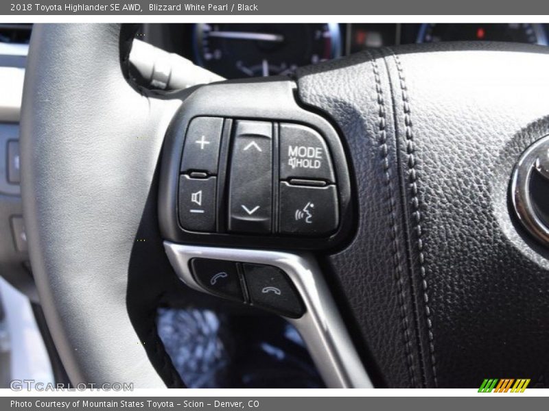 Blizzard White Pearl / Black 2018 Toyota Highlander SE AWD