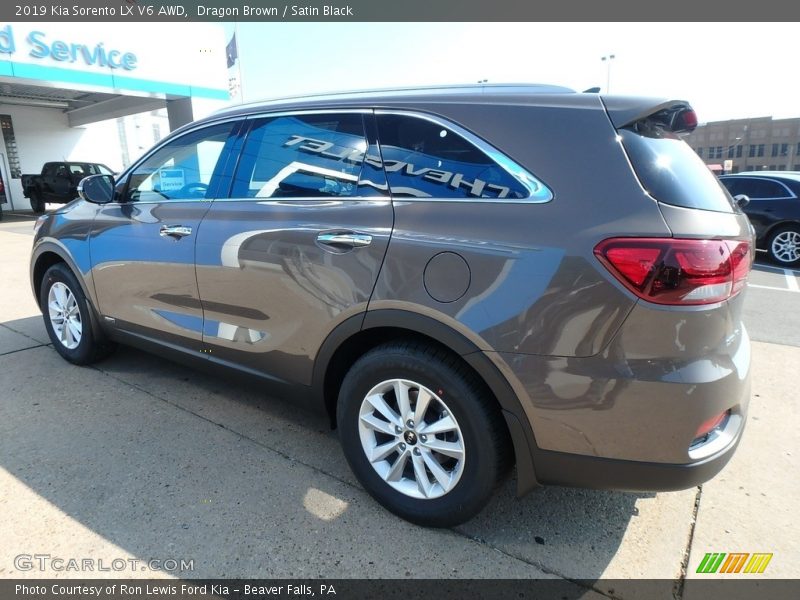 Dragon Brown / Satin Black 2019 Kia Sorento LX V6 AWD