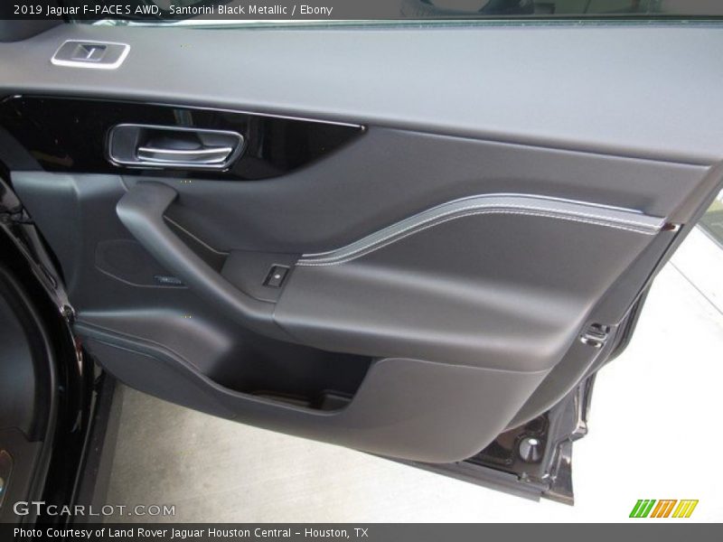 Door Panel of 2019 F-PACE S AWD