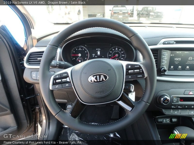 Dragon Brown / Satin Black 2019 Kia Sorento LX V6 AWD