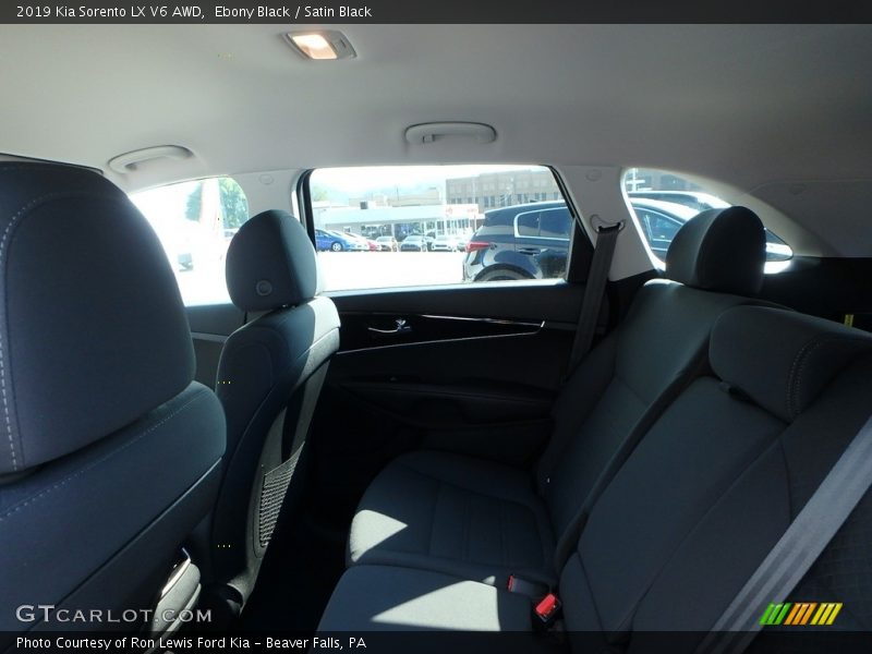 Ebony Black / Satin Black 2019 Kia Sorento LX V6 AWD